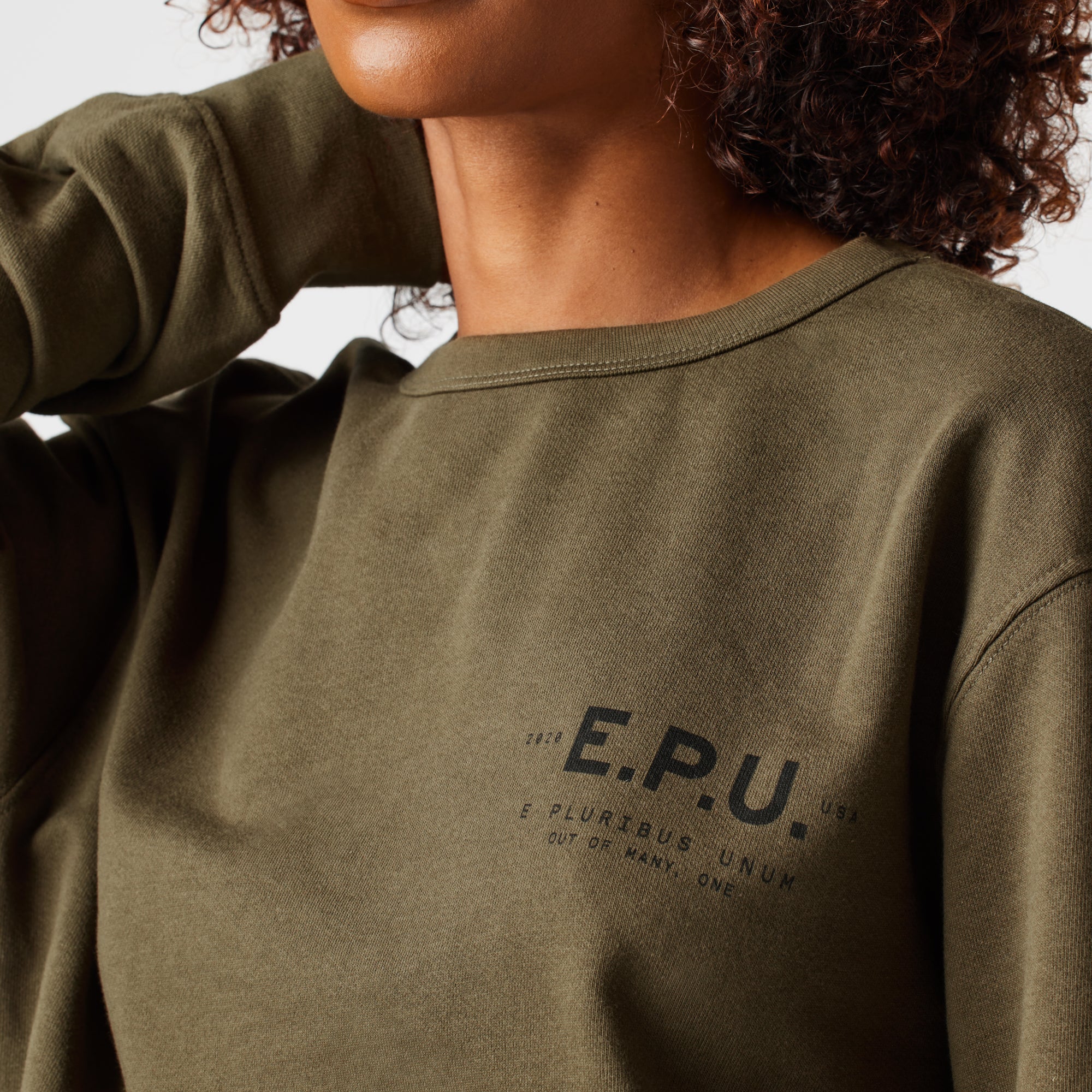 UNISEX TRAINING CREWNECK SWEATSHIRT - E.P.U. Active Lifestyle Wear
