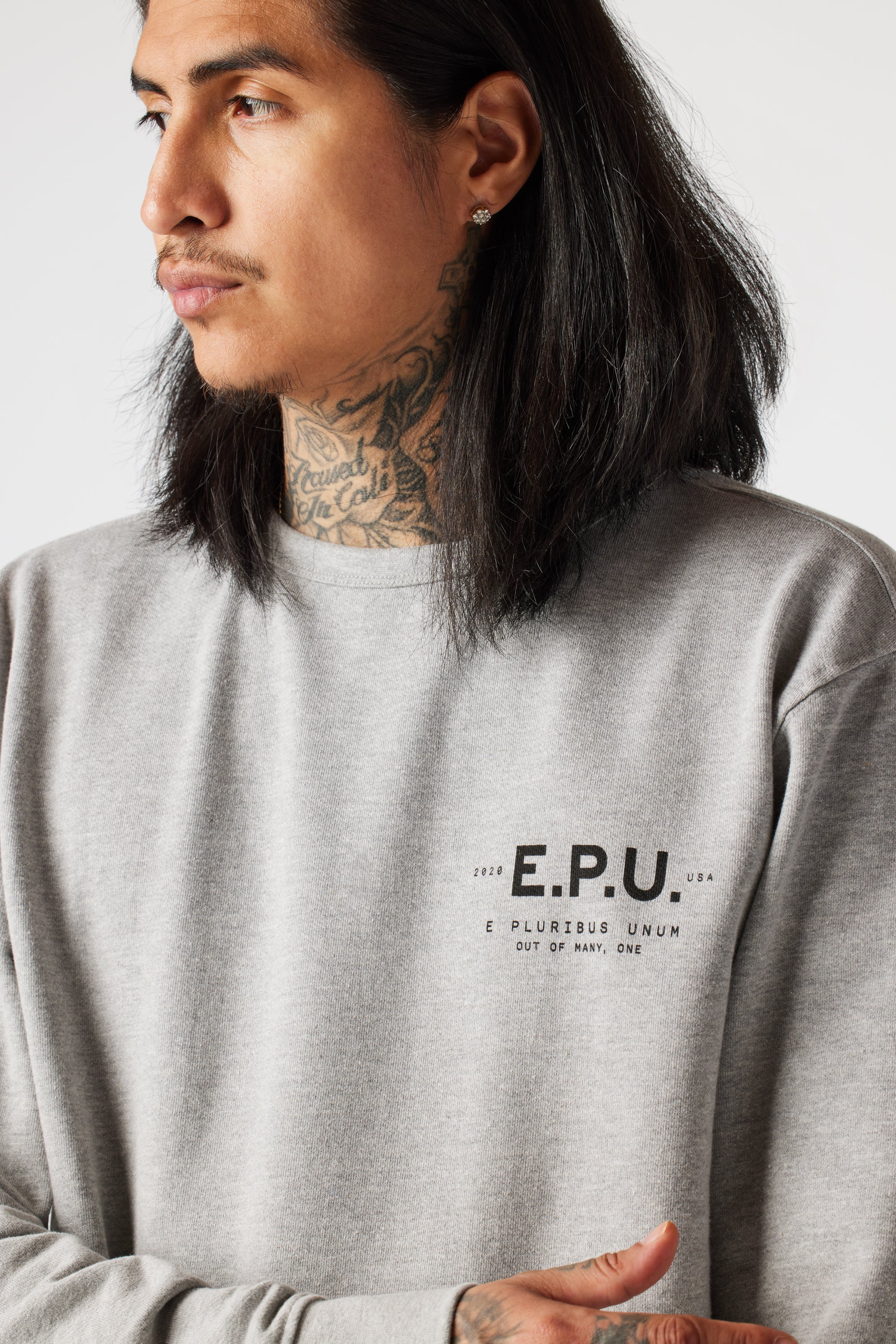 UNISEX TRAINING CREWNECK SWEATSHIRT - E.P.U. Active Lifestyle Wear